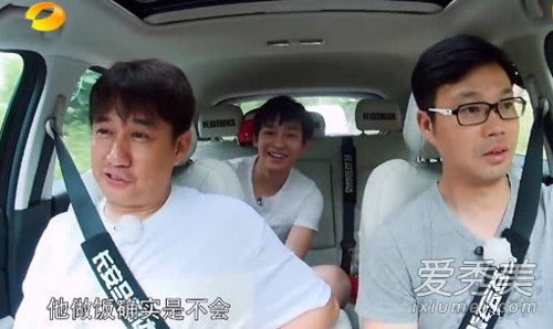 何炅为什么要力荐彭昱畅参加向往的生活 何炅和彭昱畅什么关系