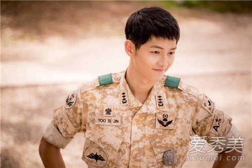 韩国十大男明星排行榜 2018韩国具有人气的男演员排名