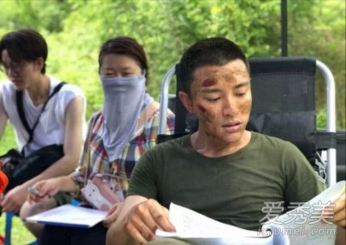 贾乃亮近照曝光是怎么回事 贾乃亮近照曝光是什么样子的
