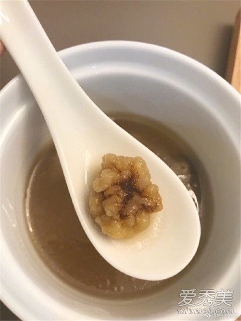 孙燕姿叫错杨采妮怎么回事 孙燕姿叫错杨采妮什么名字