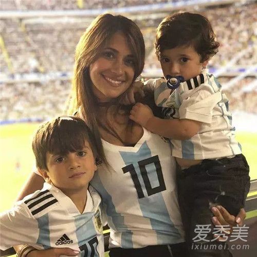 梅西老婆是干嘛的 梅西老婆资料介绍