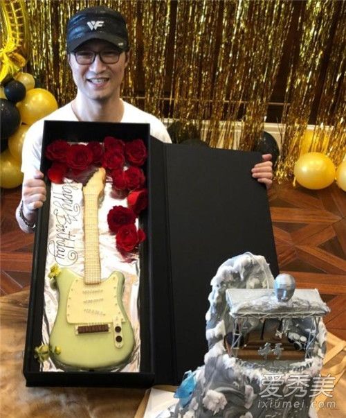 章子怡为汪峰庆生是怎么回事 章子怡汪峰什么时候结婚的