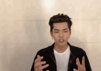 吴亦凡庆生梁朝伟怎么回事 吴亦凡和梁朝伟怎么认识的