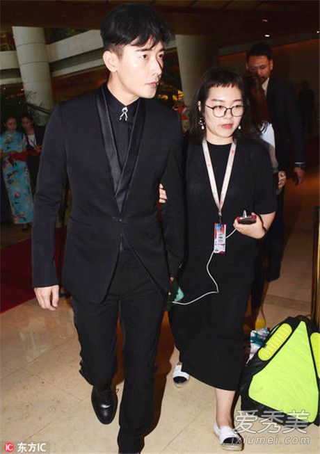 罗晋外出遭追拍什么情况 罗晋外出遭谁的追拍
