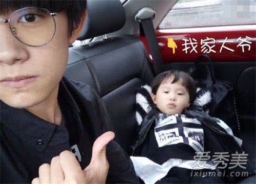 易烊千玺弟弟参加少儿模特大赛 易烊千玺弟弟大名叫什么