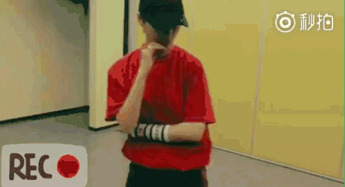 李宇春晒舞蹈视频怎么回事 李宇春晒什么歌的舞蹈视频