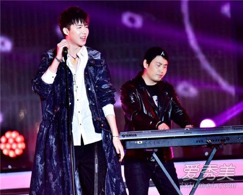 摩登兄弟宁哥结婚照是怎么回事 摩登兄弟宁哥女朋友是谁