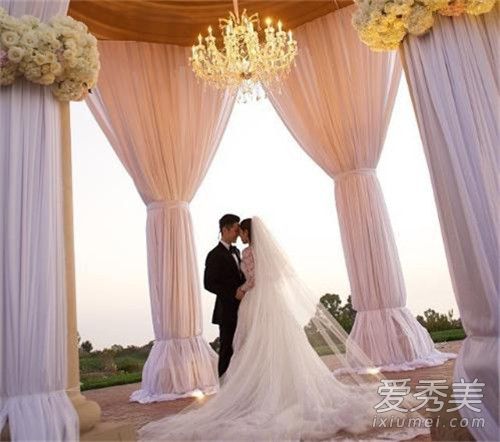 吴建豪公司回应离婚是怎么回事 吴建豪为什么不肯离婚