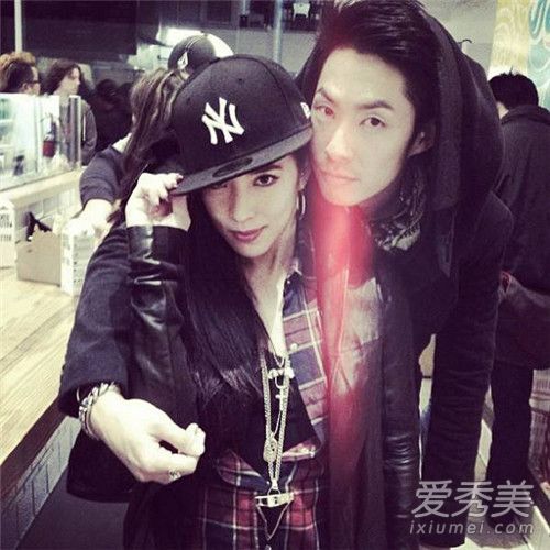 吴建豪公司回应离婚是怎么回事 吴建豪为什么不肯离婚