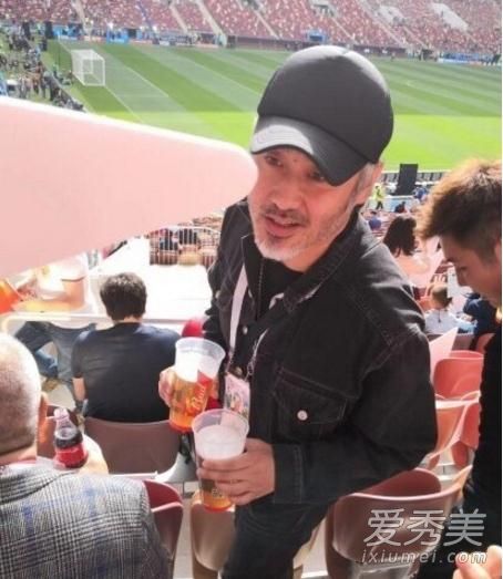 球迷陈奕迅吴秀波 惊现世界杯开幕式现场