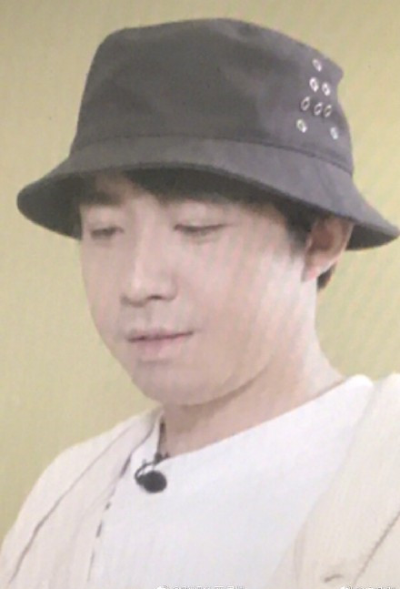 俞灏明双下巴是怎么回事 俞灏明双下巴近照曝光