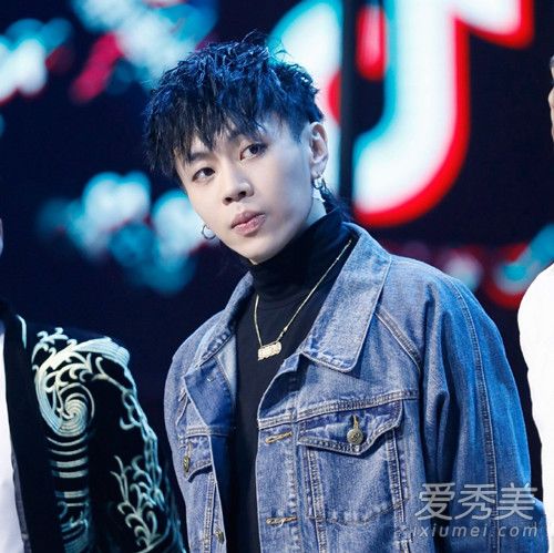 杨文昊忘记关直播怎么回事 杨文昊为什么忘记关直播
