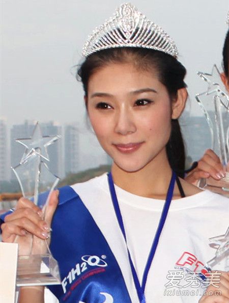 林丹小三赵雅淇终于发声：他没给我买车买房