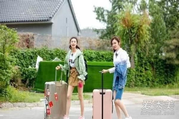郑恺敷脚膜遭调侃怎么回事 郑恺新恋情疑似曝光
