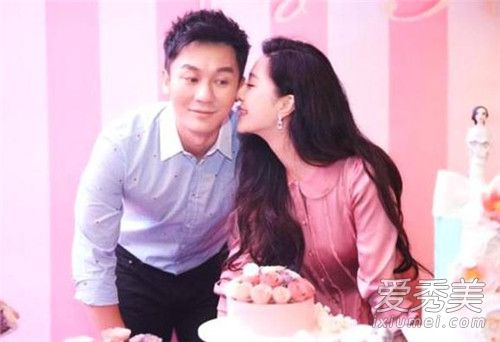 李晨范冰冰被偶遇 恩爱现身避谈婚期