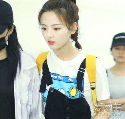 杨超越回应爱哭质疑怎么回事 杨超越回应爱哭质疑说了什么