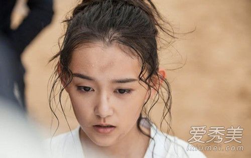 蒋依依身高体重多少2017 蒋依依长大后的近照曝光