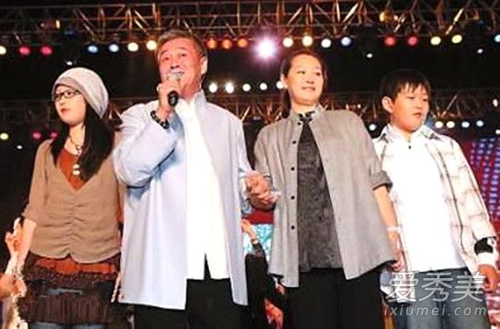赵本山有几个孩子 赵本山有几个女儿