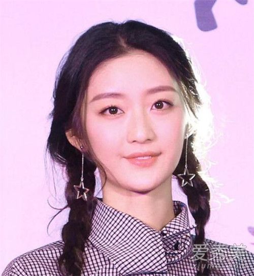 创造101安徽富婆戚砚笛是谁 戚砚笛个人资料家庭背景介绍