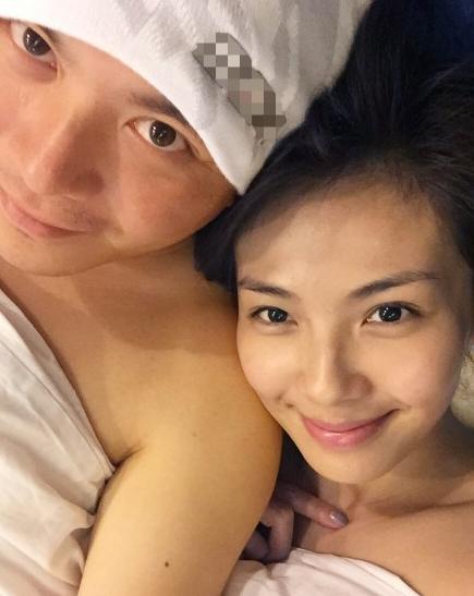 刘涛老公晒“床照” 夫妻生活落实了！