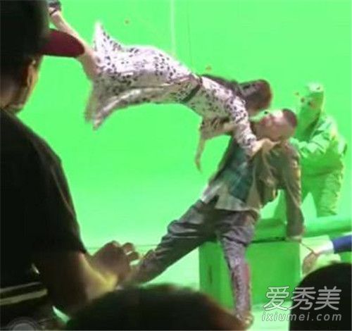 佟丽娅岳云鹏吻戏是怎么回事 佟丽娅岳云鹏吻戏是什么电影