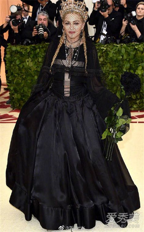 met gala 2018主题：时尚与宗教的奇想
