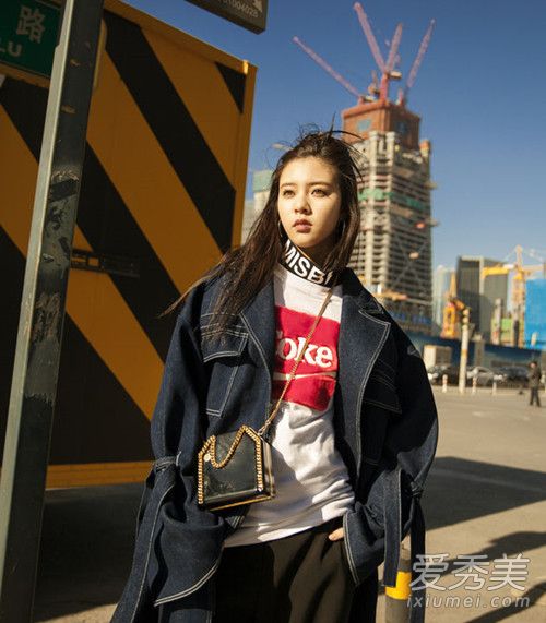 张一山恋情疑曝光是真的吗 张一山女友宋妍霏照片