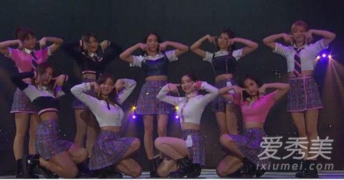 大势认证!粗卡TWICE获2017MAMA最佳女团奖！