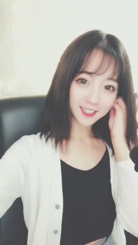 抖音莉哥o3o真名叫什么 抖音莉哥o3o高清图片大全