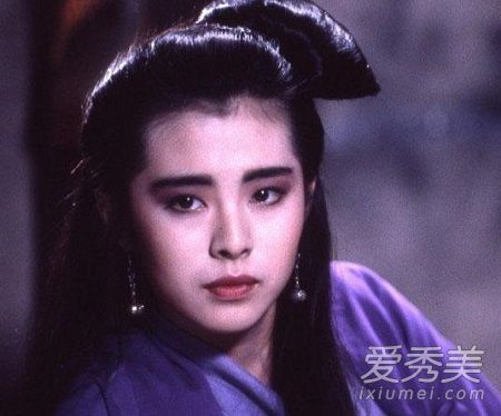 王祖贤近期照片2017 王祖贤和王祖蓝是什么关系