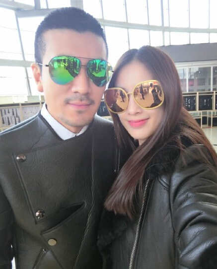 秀恩爱！黄圣依晒与杨子合照 否认离婚传闻