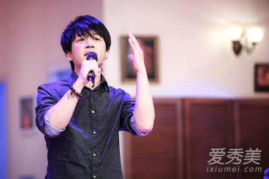 潘粤明手绘灭霸被点赞 潘粤明为什么会画画