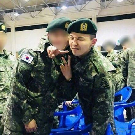 权志龙右脚踝手术是怎么回事 权志龙右脚踝怎么了