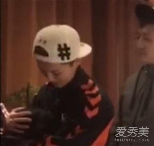 鹿晗安慰陈赫怎么回事 鹿晗安慰鹿晗的原因