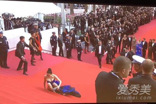 女星戛纳红毯摔倒是怎么回事 戛纳红毯摔倒女星是谁