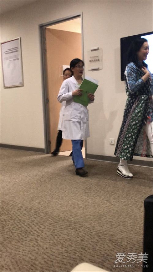 妇产科偶遇钟丽缇怎么回事 钟丽缇怀孕了吗