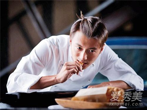 谢霆锋组饭局下厨怎么回事 谢霆锋厨艺到底怎么样