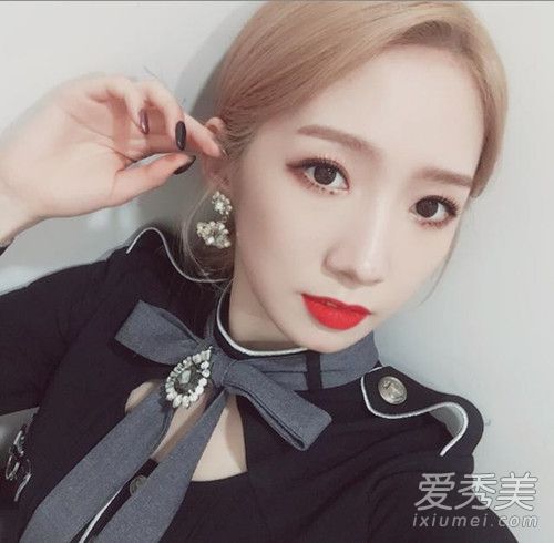 创造101孟美岐是乐华的吗 为什么孟美岐改姓了