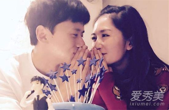 谢娜为什么删光与张杰秀恩爱微博 两人离婚了吗？
