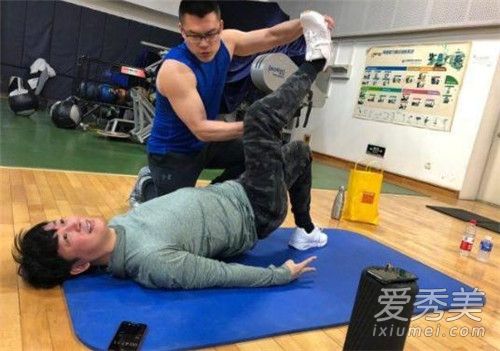 潘粤明瘦了怎么回事 潘粤明为什么廋了