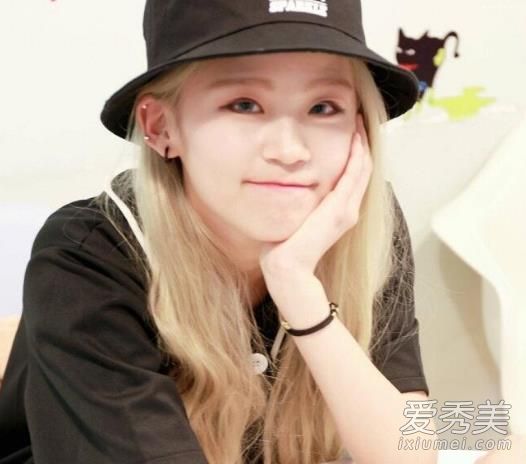 创造101mean邵西蒙娜是富二代吗？