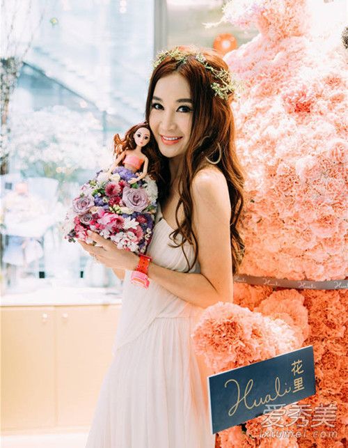 温碧霞开花店是怎么回事 温碧霞为什么开花店