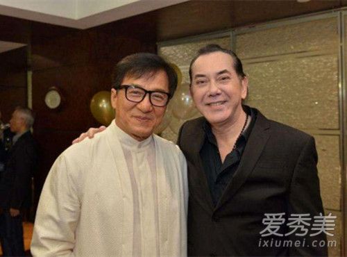 黄秋生发文向成龙致歉是为什么 黄秋生和成龙是什么关系
