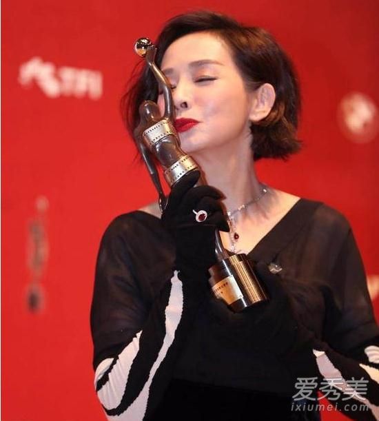毛舜筠回忆张国荣是怎么回事 毛舜筠为啥拒绝张国荣