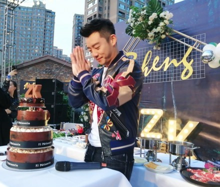 跑男团为郑恺庆生是怎么回事 跑男团在哪为郑恺庆生
