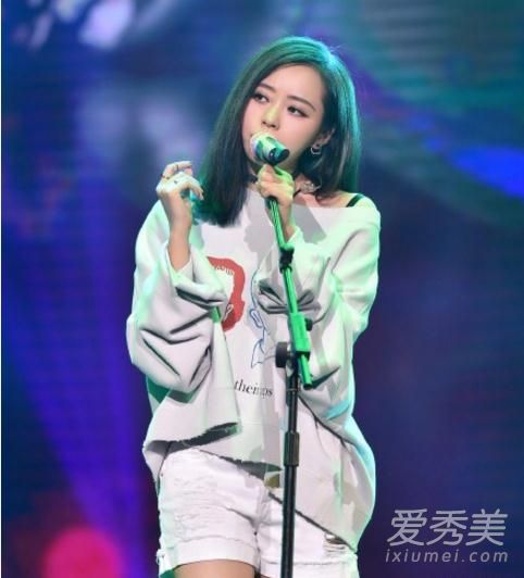 尚雯婕力挺张靓颖是怎么回事 尚雯婕张靓颖什么关系