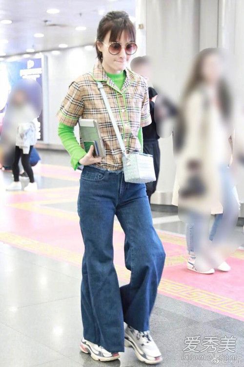 吴昕机场造型被嘲 本人回应：我觉得还行
