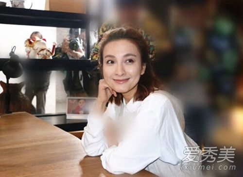 吴昕机场造型被嘲 本人回应：我觉得还行