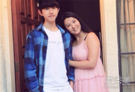 蔡徐坤爸爸蔡德华照片 蔡徐坤爸爸是干什么的