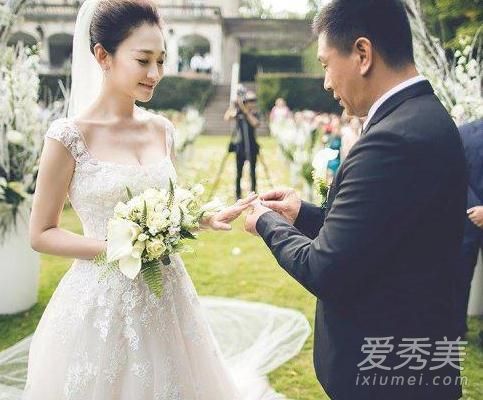 梅婷鄢颇李小冉 梅婷鄢颇离婚真相起底
